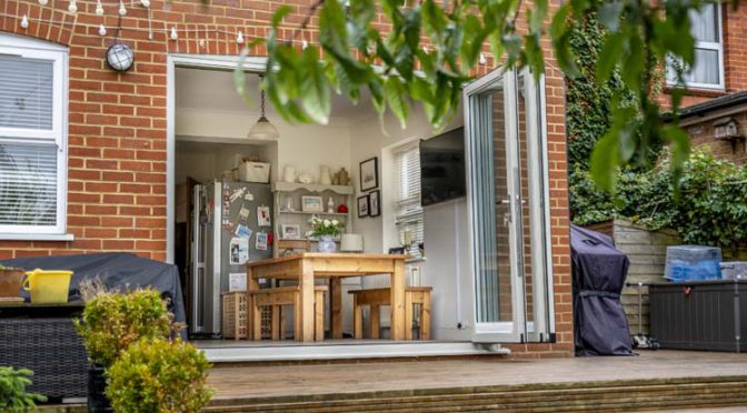 Aluminium Bi-folding Doors with Integral Blinds, Reading