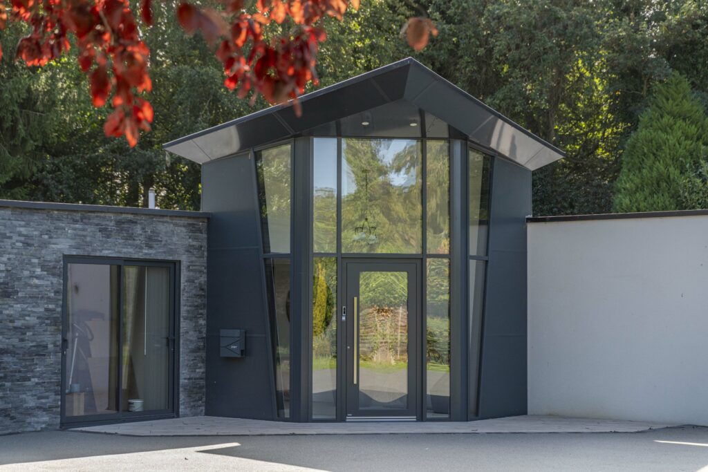 Contemporary Glazed Entrance for a 1960 Bungalow Renovation in Crowthorne.