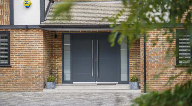 Aluminium Double Door with Sidelights – Pirnar Optimum Model 8211, Weybridge