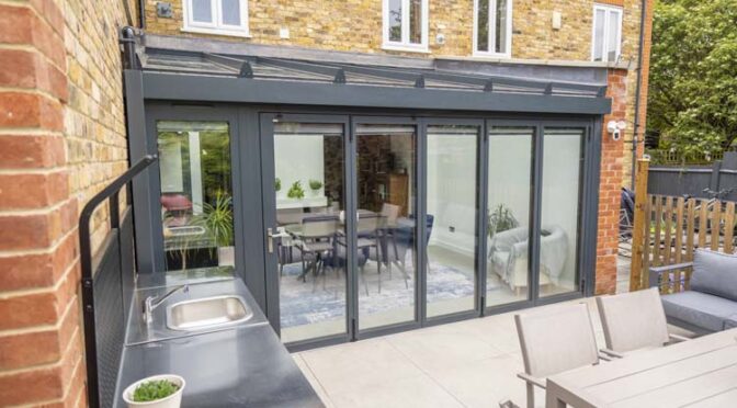Aluminium Glass Extension for a Terraced House in New Malden