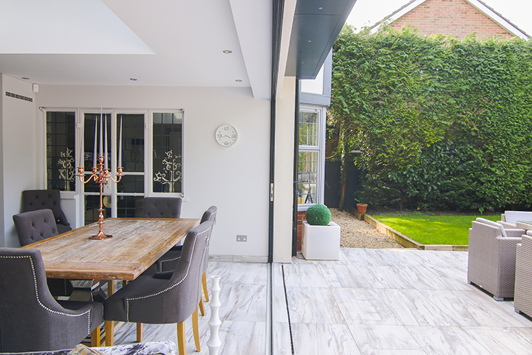 Contemporary Orangery with Solarlux SL 60 Bifold Doors, Maidenhead