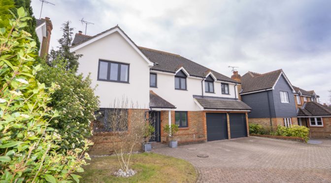 Cream Rendered House with Grey Windows – Halo Flush uPVC, Finchampstead