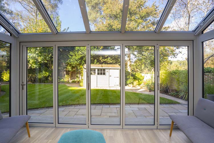 solar reflective glass for glass extension