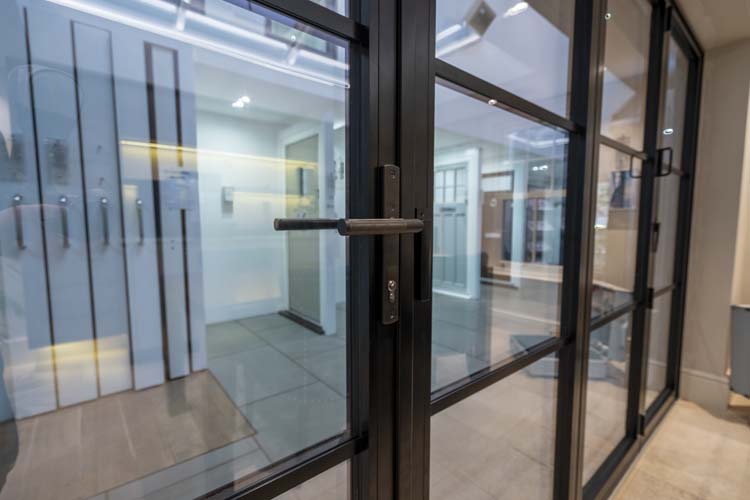 Introducing the new aïr 900 Heritage Aluminium Bifold Door