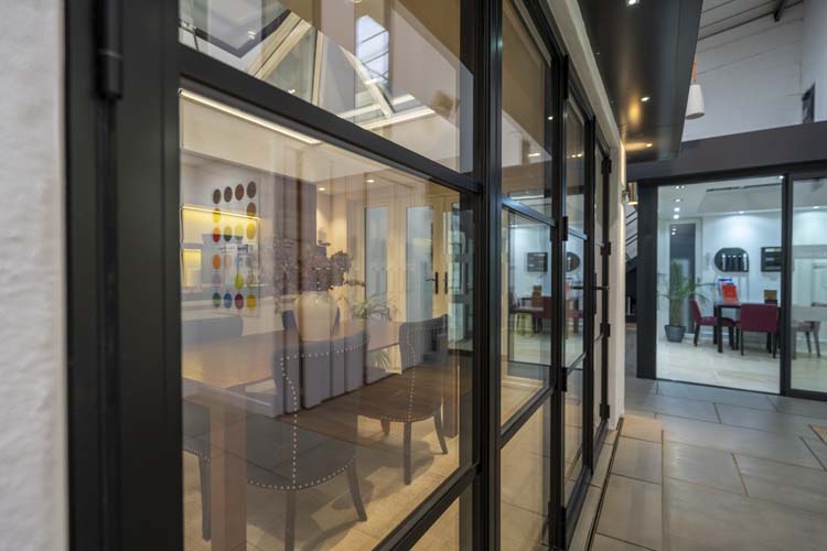 Introducing the new aïr 900 Heritage Aluminium Bifold Door