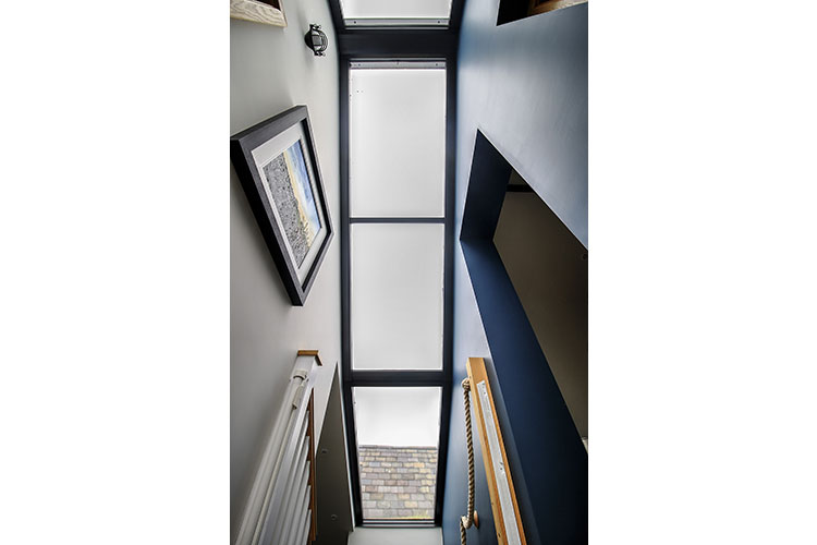 Creating a Glazed Link Between Two Buildings