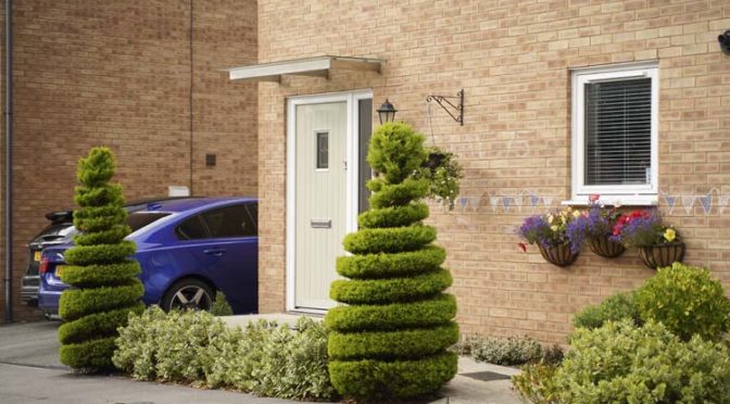 Light Grey Front Door with Side Window, Apeer 70, Bracknell