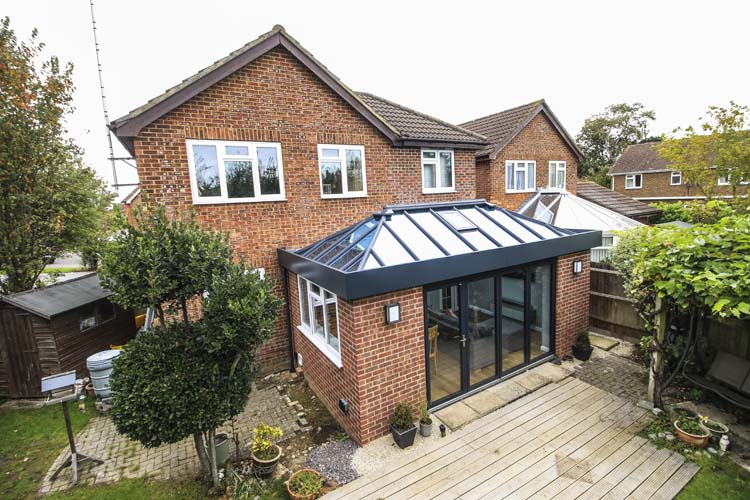 Bring The Outdoors In With a Conservatory!