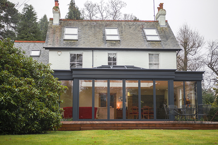 Orangery with Solarlux Bi-Fold Doors, Crowthorne