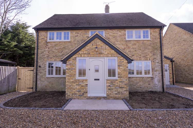 Professional window installation of replacement windows by Thames Valley Windows
