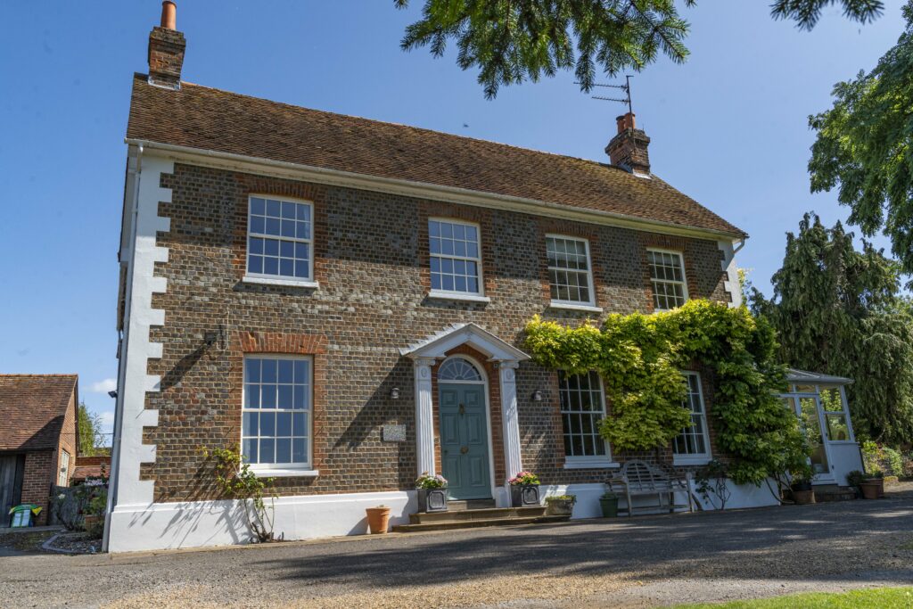 Replacement sash windows preserving traditional architectural character