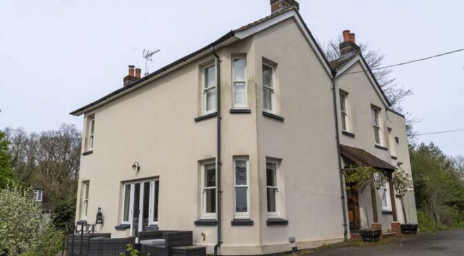 Heritage-style Victorian sliders improving thermal efficiency and comfort